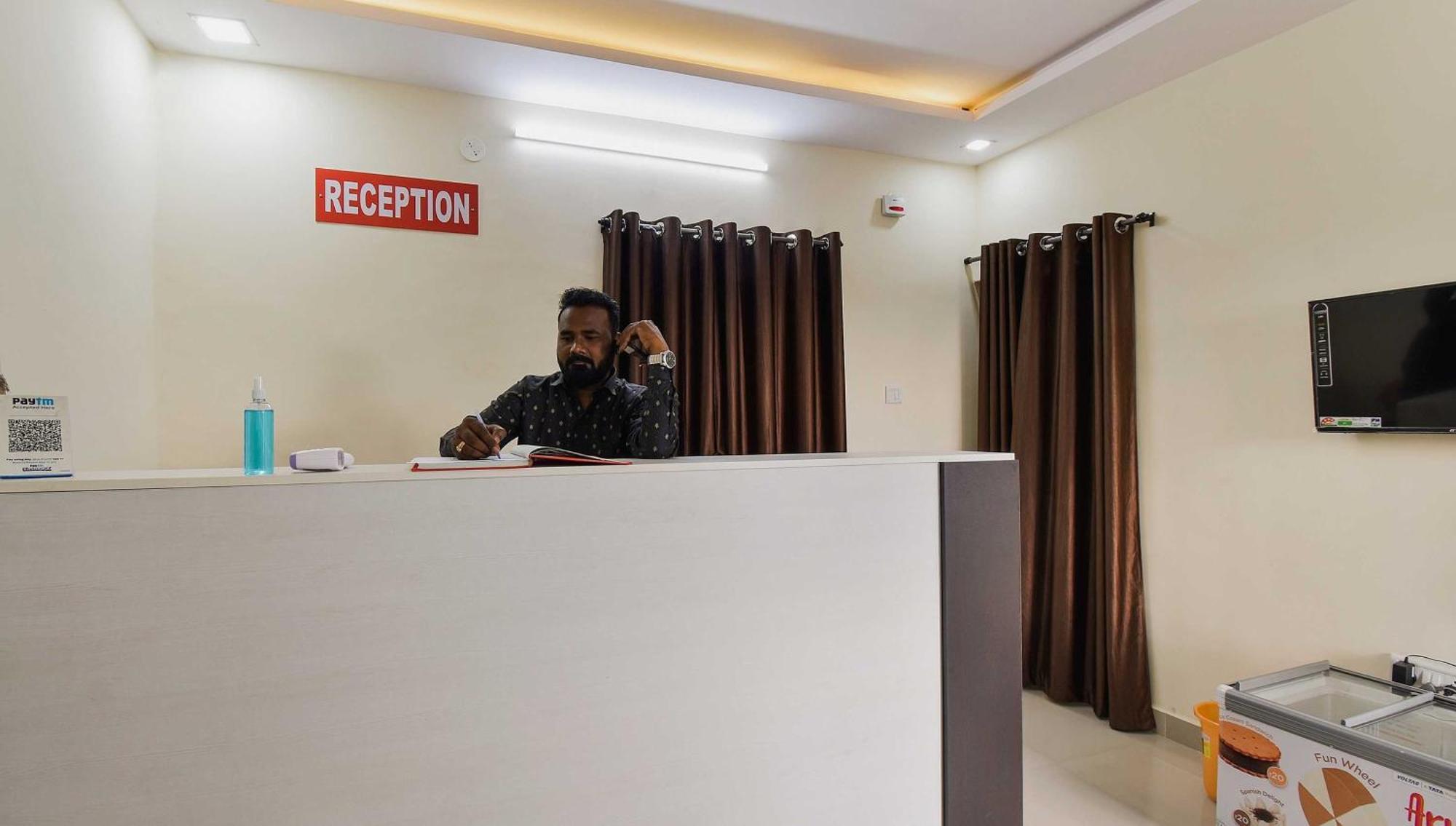 Spot On Carnival Resorts Rāipur Eksteriør billede