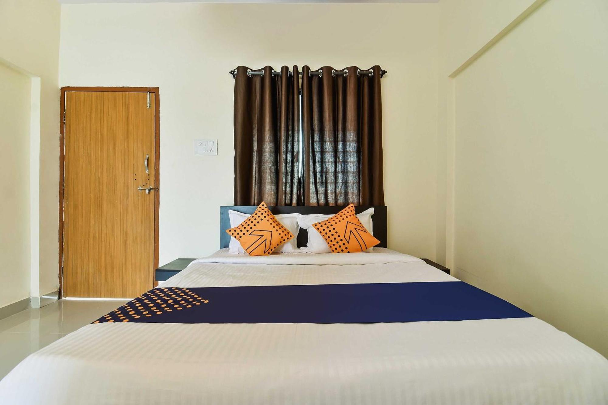 Spot On Carnival Resorts Rāipur Eksteriør billede