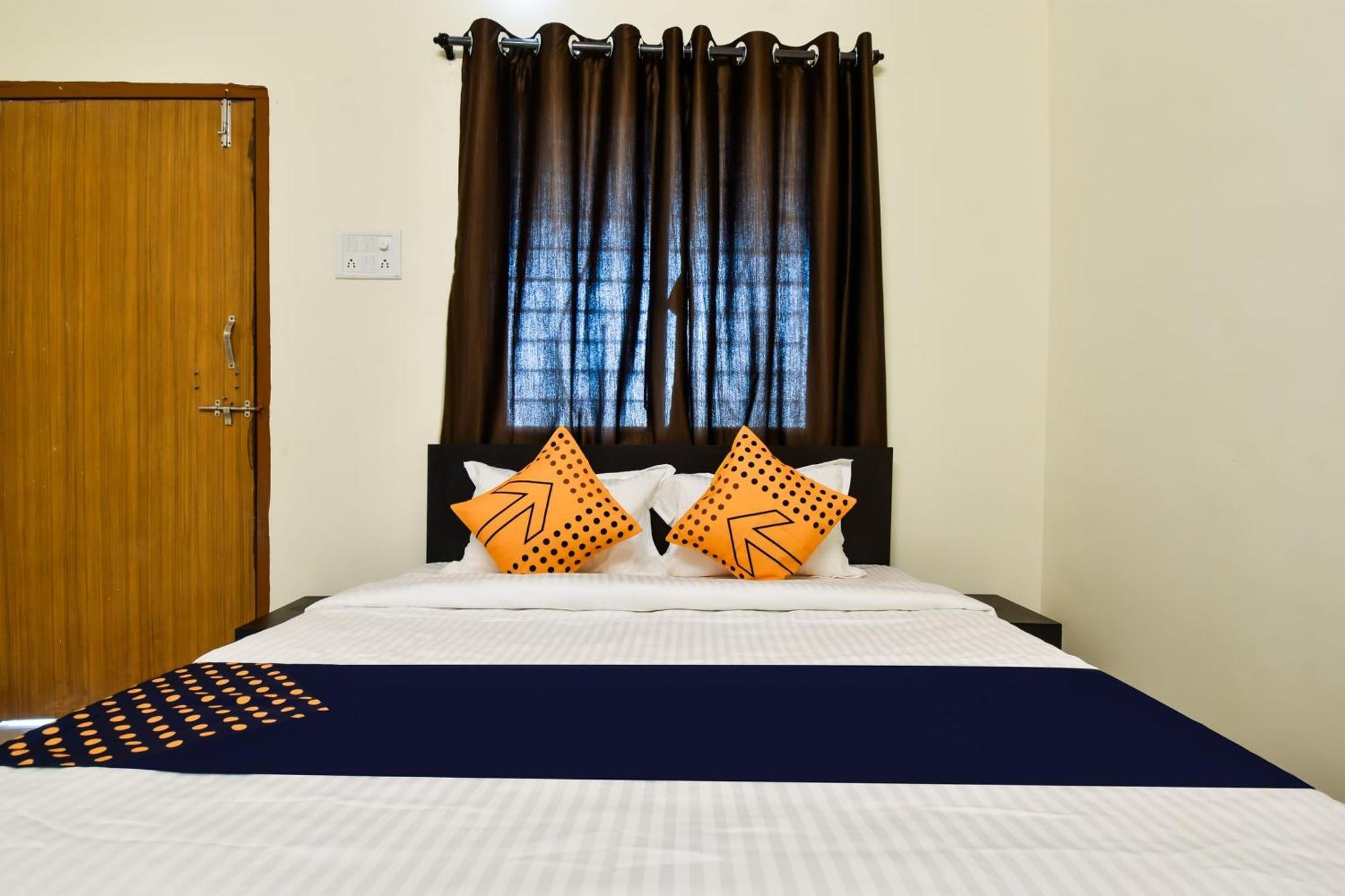 Spot On Carnival Resorts Rāipur Eksteriør billede